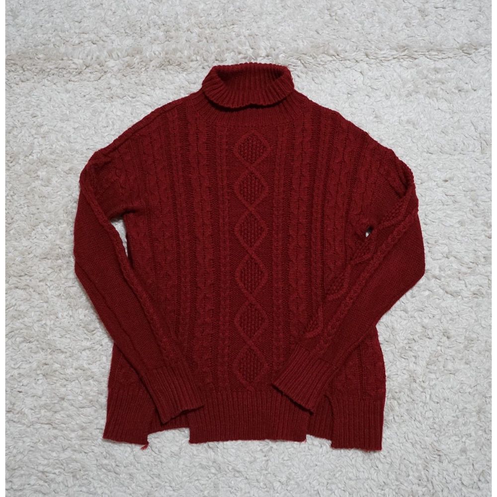 Love Tree Knit Burgundy/Red Turtle Neck Sweater Size Small